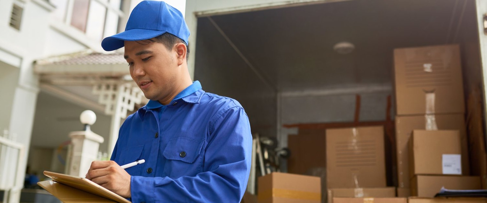 Researching Movers Before Hiring: A Guide to Finding the Best Local Movers in Fort Lauderdale
