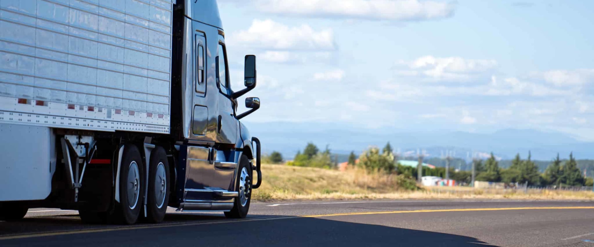Moving Services: Everything You Need to Know About Long Distance Moving